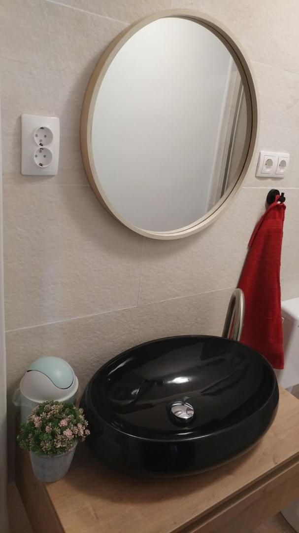 Apartment Tia Vis Luaran gambar